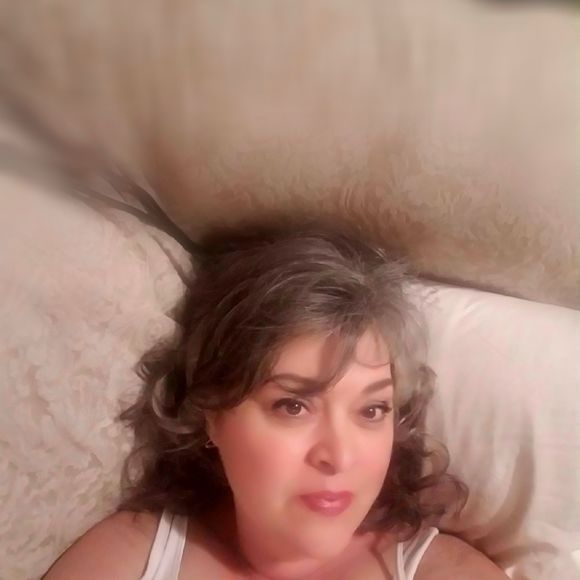 Meet your Posher, Mamie - Picture 1 of 1